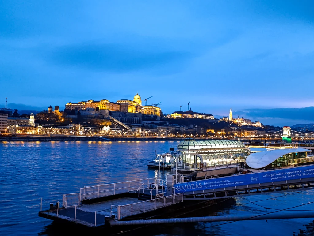 Buda_Budapest